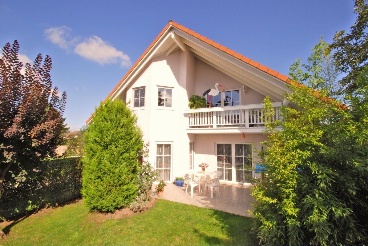 Weiterstadt, Stilvolles Einfamilienhaus (Exposé 1128) - Oliver Reifferscheid - Immobilienmakler Darmstadt