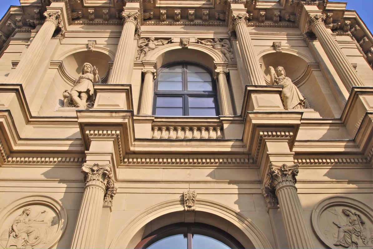 Darmstadt, 2 Zimmer Wohnung in Citynähe - Exposé 1430 - Oliver Reifferscheid - Immobilienmakler Darmstadt