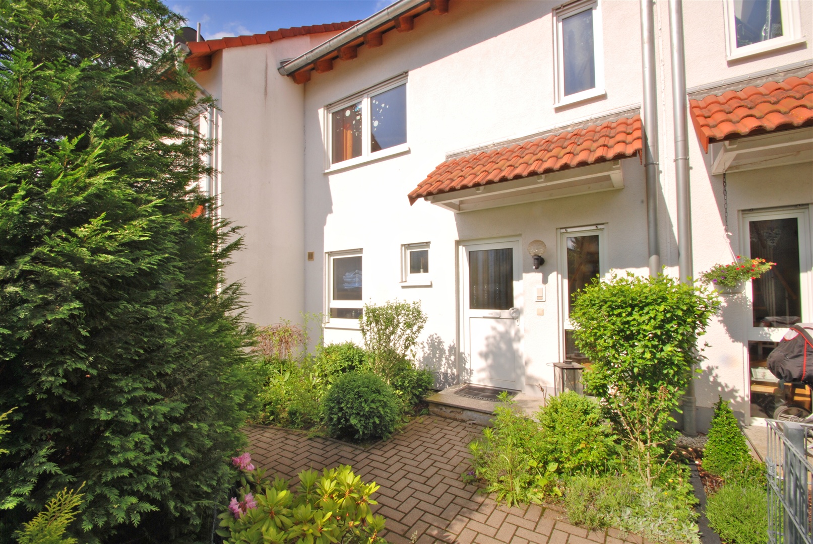  - Traisa, Reihenmittelhaus mit Garten (exposé 1213)