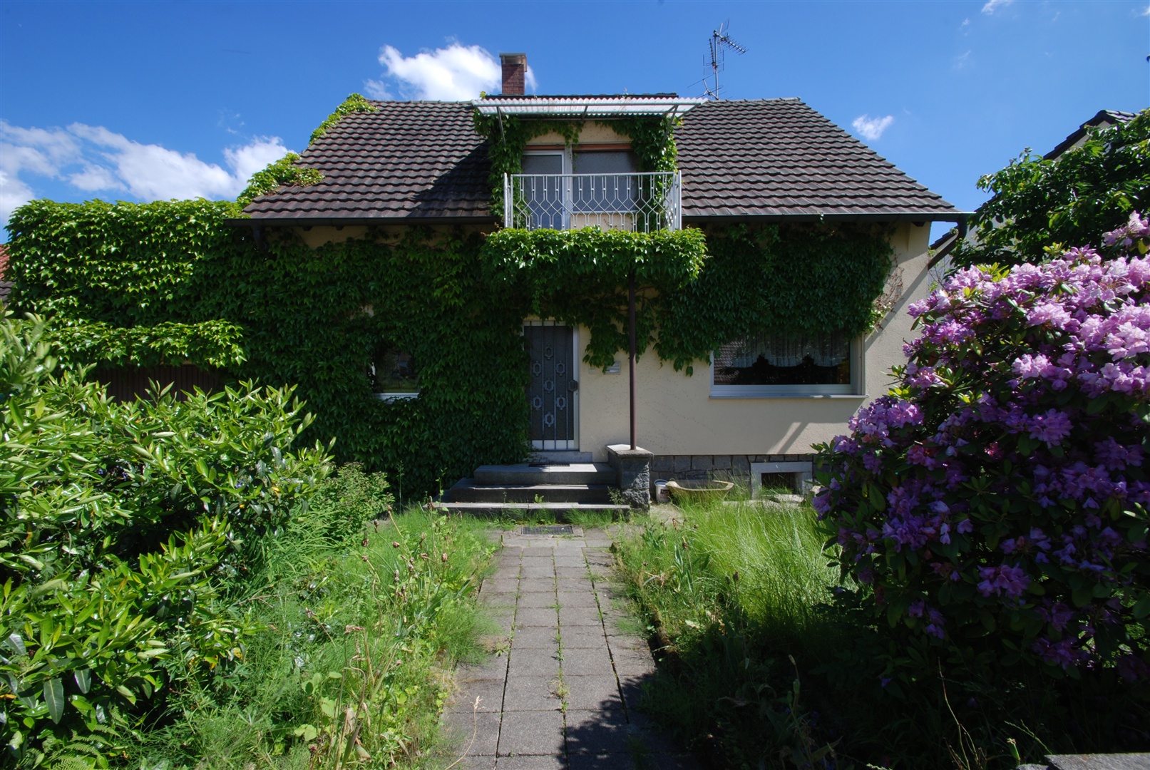  - Fürth, preiswertes Haus mit gr. Südgarten - Exposé 1335