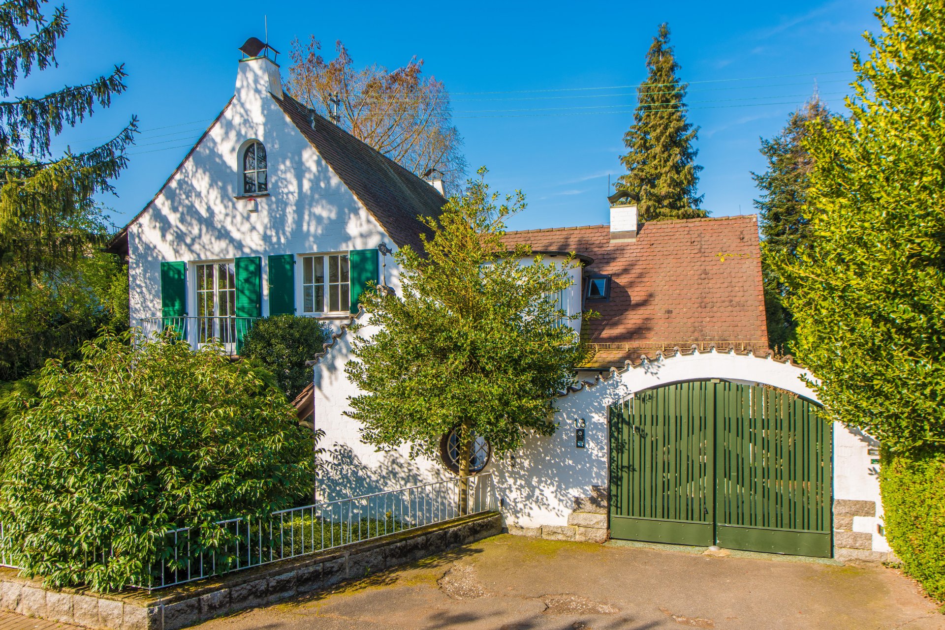 Hirschberg - Schnuckeliges Villa chen in sehr guter Hanglage, umfangreich Saniert